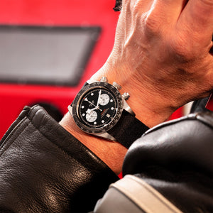 TUDOR Black Bay Chrono 41mm Steel-TUDOR Black Bay Chrono 41mm Steel - TUDOR Black Bay Chrono in a 41mm stainless steel case with black dial on stainless steel bracelet, featuring a chronograph function, date display and automatic movement.